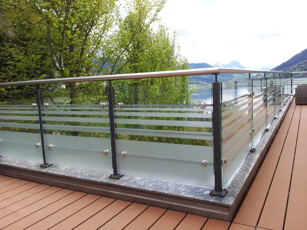 Enhance Outdoor Living with a Glass Balcony by Balcony Construction Christchurch Glass balcony by Balcony Construction Christchurch designed to enhance outdoor living with elegance and light