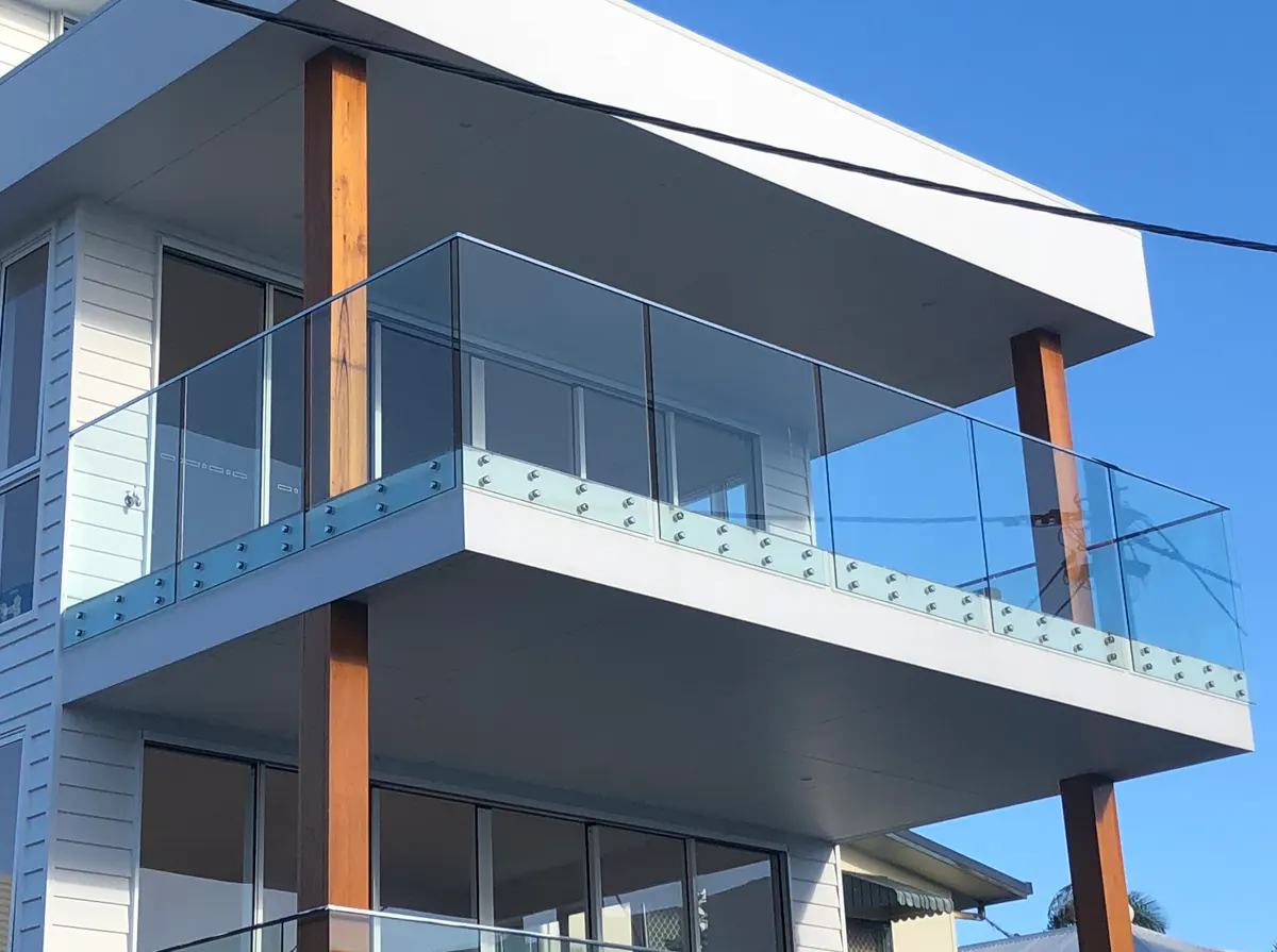 Low Maintenance & Durable Glass Balcony by Balcony Construction Christchurch Glass balcony by Balcony Construction Christchurch combining low maintenance and lasting durability